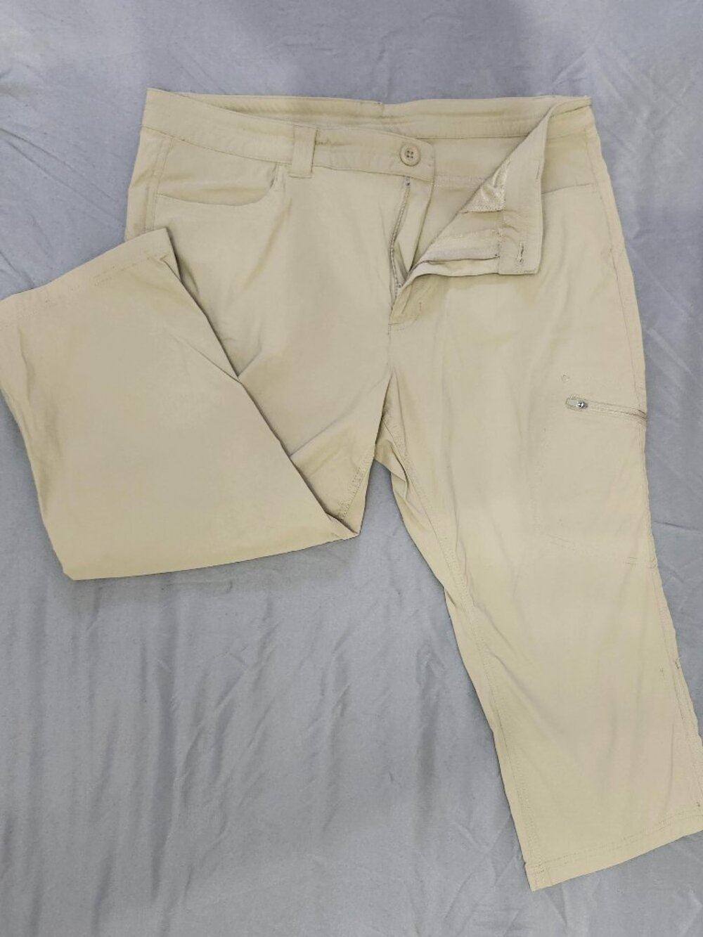 Beige Cargo Capri Pants | Stretch Utility Capris size 14